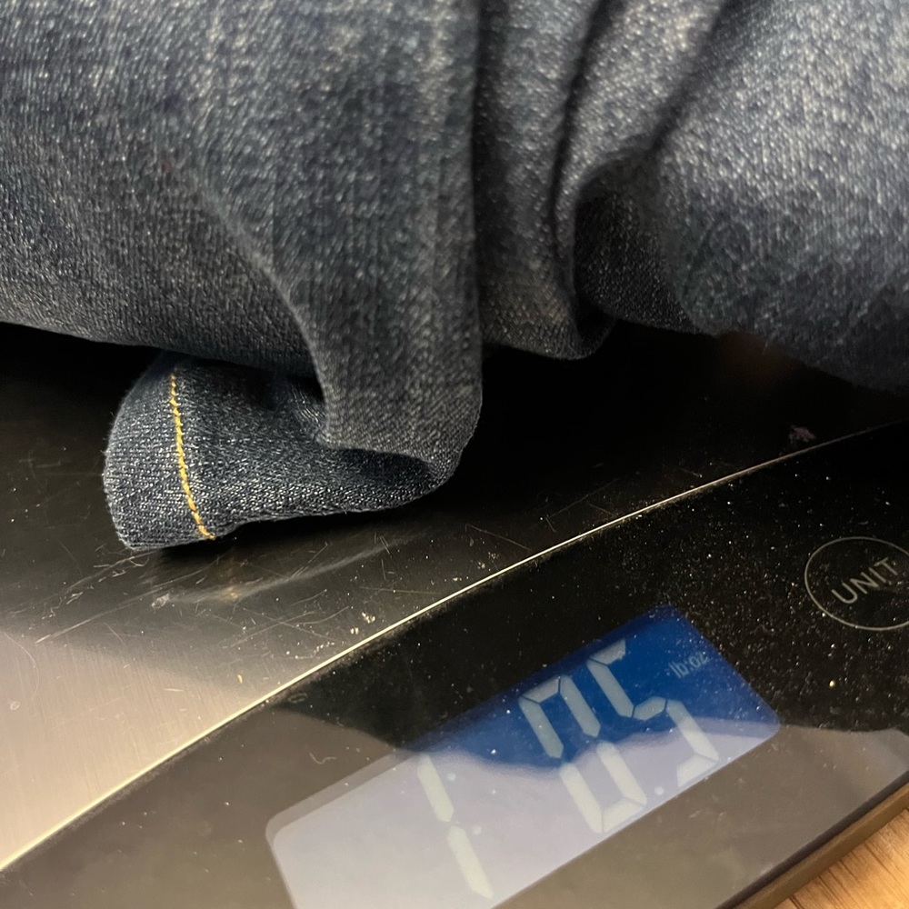 Liz Lange maternity jeans/ size 16 - Picture 8 of 8